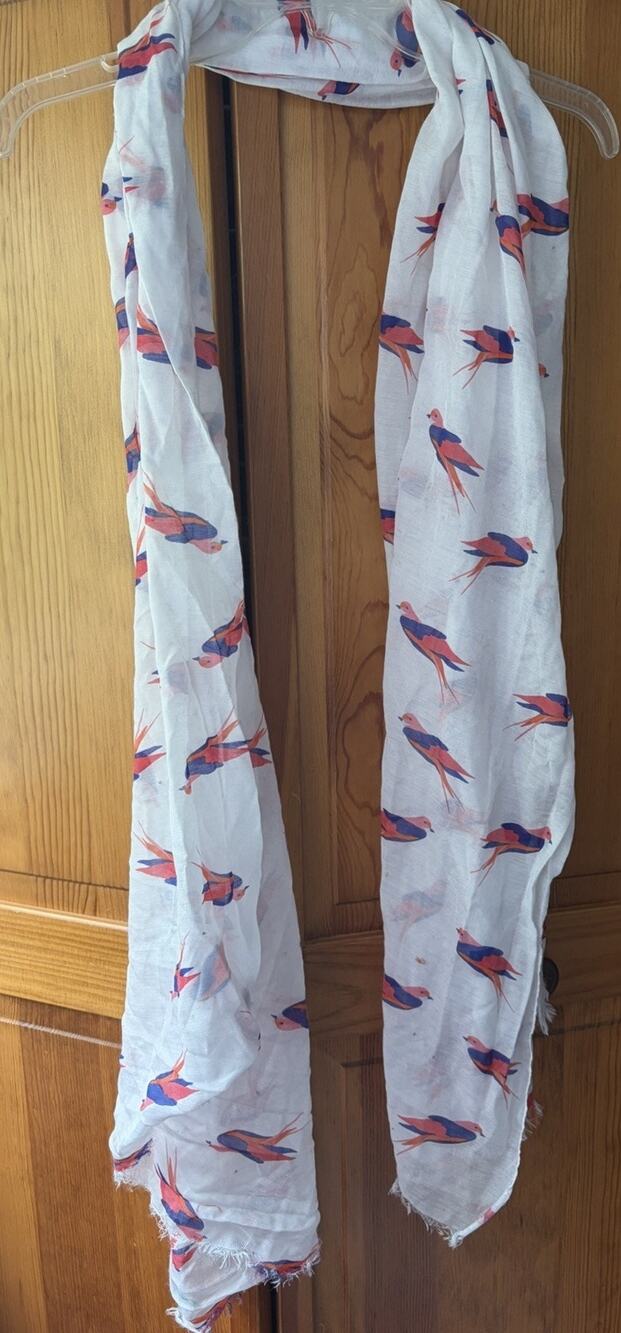 Unbranded Women’s Lightweight White Scarf With Multicolor Birds